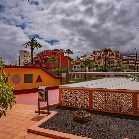 Cautivador Estudio En * Puerto de la Cruz (Tenerife)