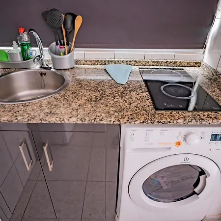 Cautivador Estudio En