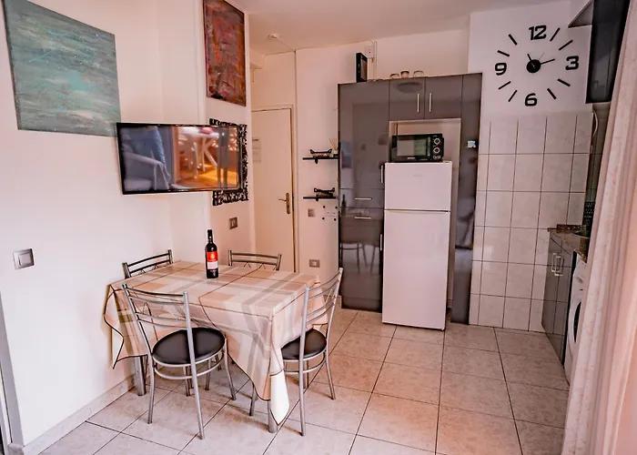 Cautivador Estudio En *